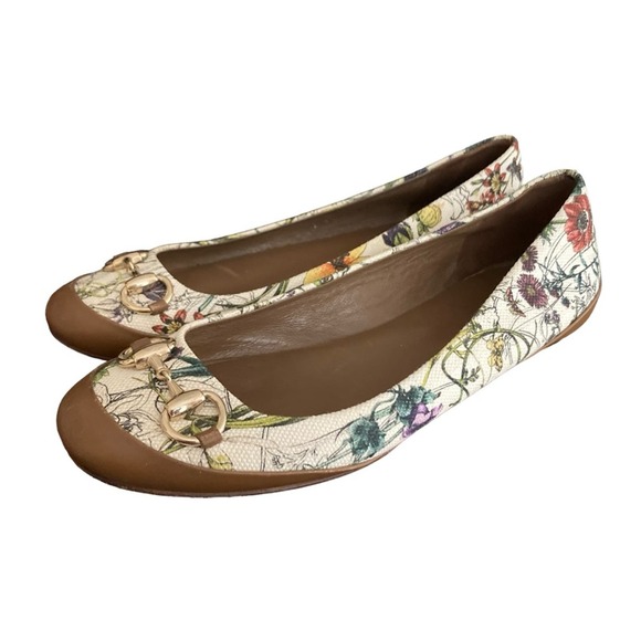 Gucci Shoes - Gucci Ballet Floral Flats Shoes  Gold Horsebit Accent  Size 37 or 7.